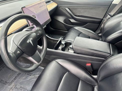 Used 2018 Tesla Model 3 Long Range image 22
