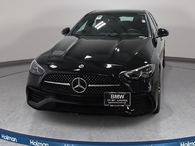 Used 2025 Mercedes-Benz C 300 4MATIC Sedan image 3