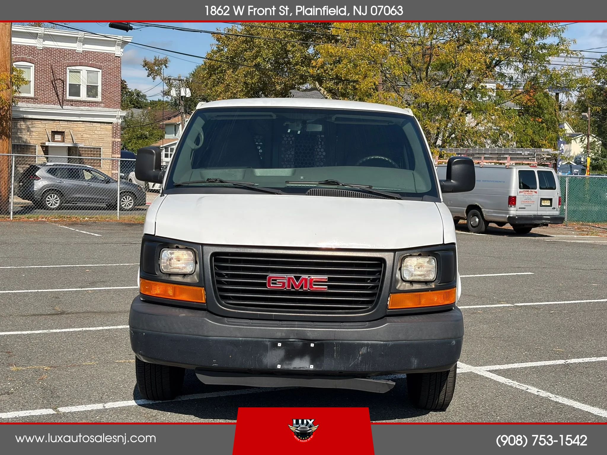 Used 2015 GMC Savana 3500 RWD image 3
