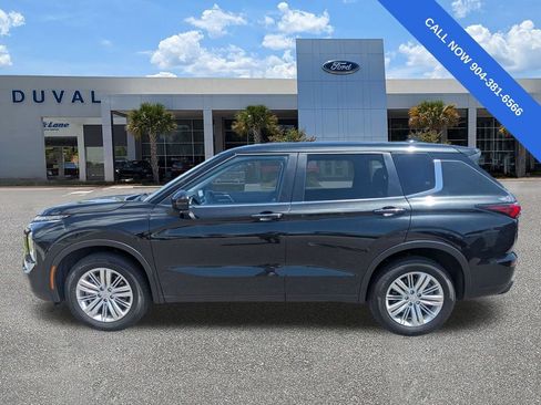 Used 2024 Mitsubishi Outlander ES FWD image 7