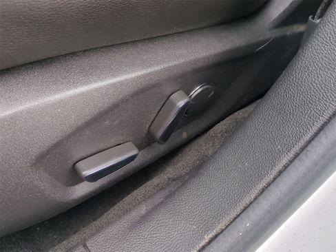 Used 2013 Ford Fusion Titanium image 16