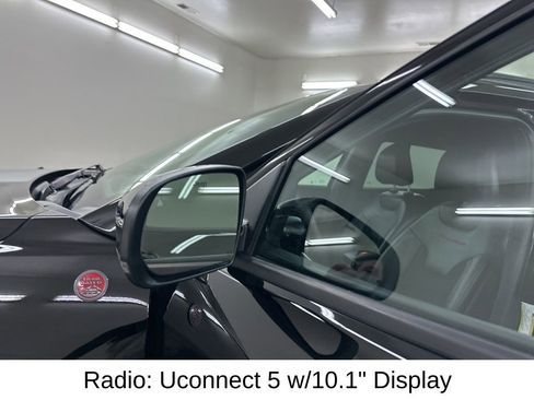 Used 2024 Jeep Compass Trailhawk w/ Trailhawk Convenience Group image 17