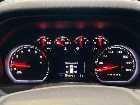 Used 2024 Chevrolet Silverado 2500 Custom w/ Custom Convenience Package image 17