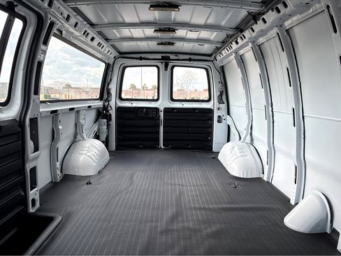 New 2025 Chevrolet Express 2500 w/ Driver Convenience Package image 7