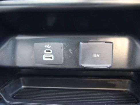 Used 2025 Ford F250 XLT image 24