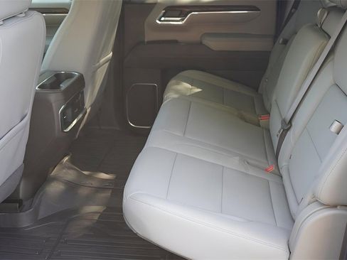 New 2026 GMC Sierra 1500 SLT image 23