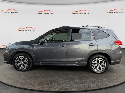 Used 2020 Subaru Forester Premium AWD/4WD image 7