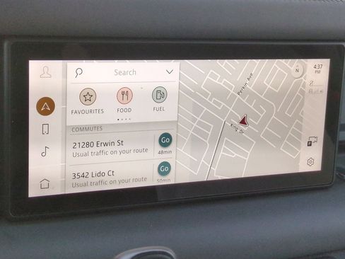 Used 2024 Land Rover Defender 110 X-Dynamic SE image 16