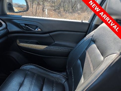 Used 2017 GMC Acadia Denali w/ Technology Package image 23