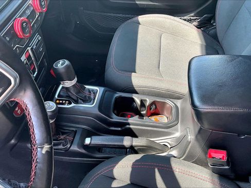 Used 2020 Jeep Wrangler Unlimited Rubicon AWD/4WD image 15