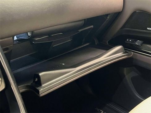 Used 2023 Lexus LX 600 4WD w/ Luxury Package image 35