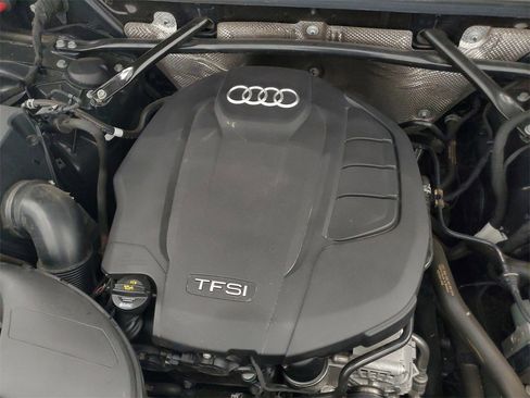 Used 2020 Audi Q5 2.0T Premium w/ Convenience Package image 9