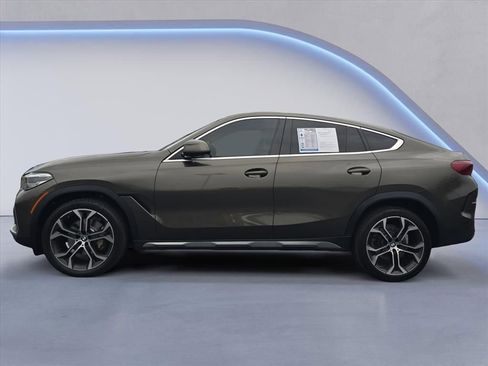 Used 2021 BMW X6 xDrive40i w/ Premium Package image 2