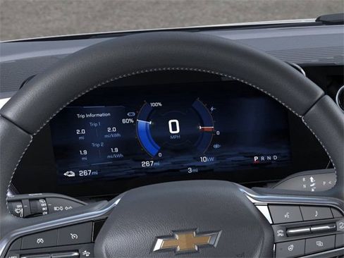 New 2026 Chevrolet Equinox EV LT image 18