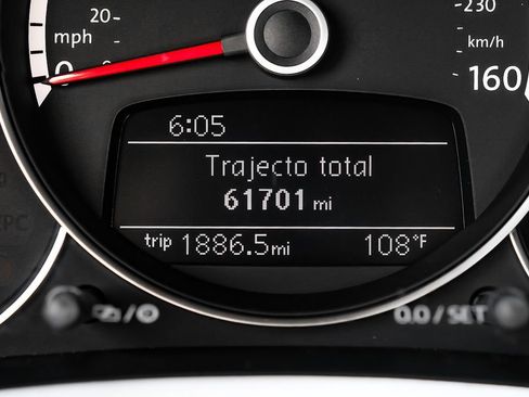 Used 2014 Volkswagen Beetle R-Line FWD image 15
