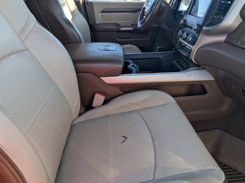 Used 2019 RAM 2500 Laramie image 12