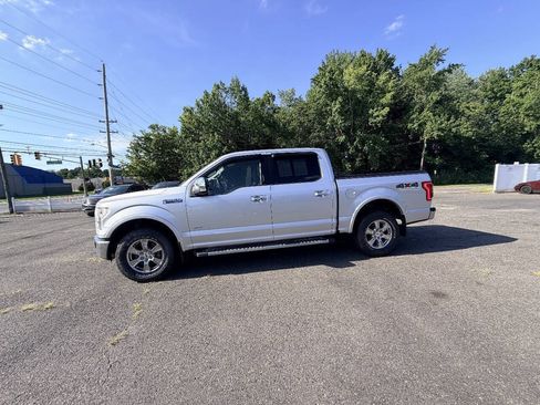 Used 2015 Ford F150 Lariat w/ Equipment Group 502A Luxury AWD/4WD image 29