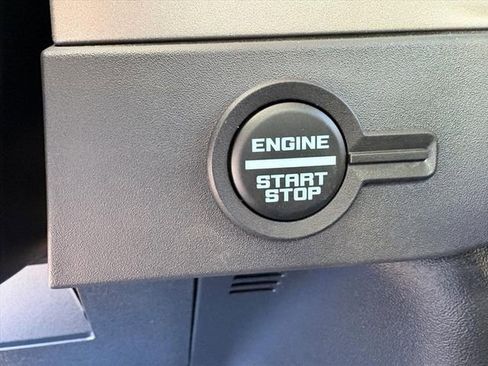 New 2025 Ford Bronco Outer Banks image 12