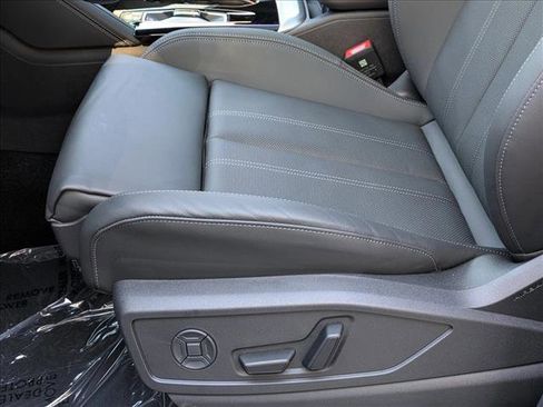 New 2025 Audi Q5 Premium Plus image 4