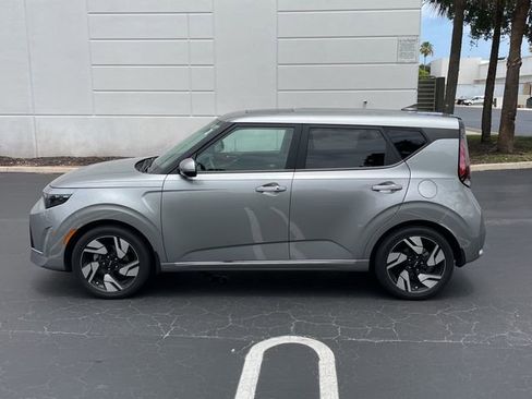 Used 2024 Kia Soul GT-Line FWD image 2
