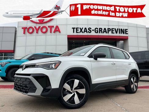 Used 2025 Volkswagen Taos S image 1