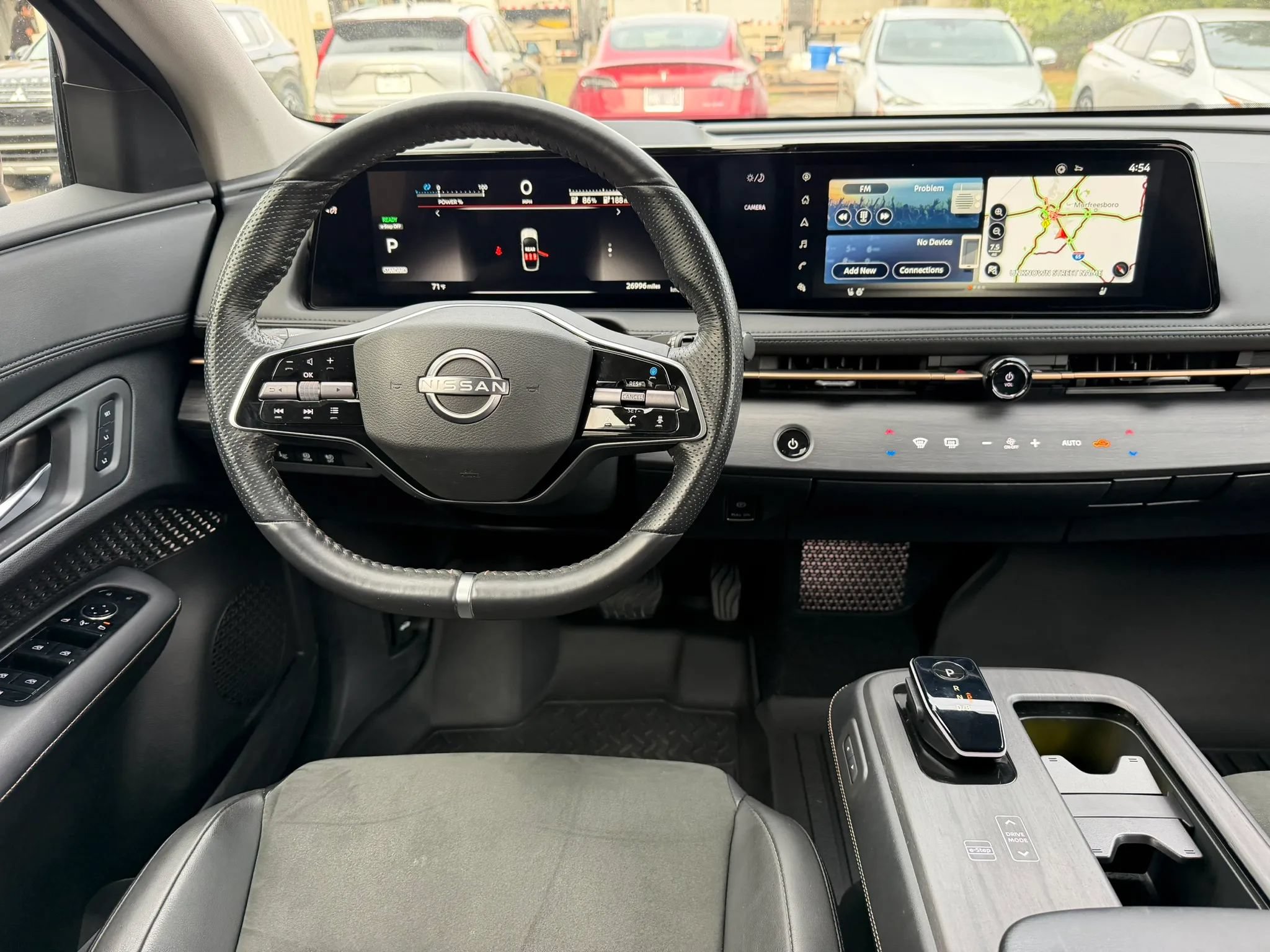 Used 2023 Nissan Ariya FWD image 12