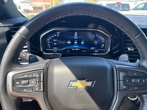 Used 2024 Chevrolet Silverado 1500 High Country w/ Technology Package image 12