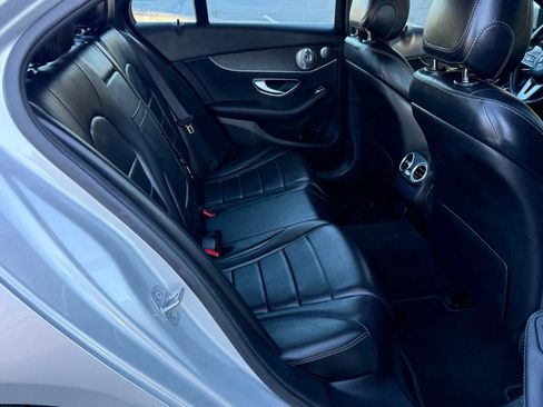 Used 2019 Mercedes-Benz C 300 4MATIC Sedan image 28
