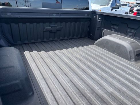 Used 2023 Chevrolet Silverado 1500 LTZ w/ LTZ Convenience Package II AWD/4WD image 27