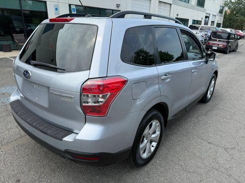 Used 2015 Subaru Forester 2.5i Premium w/ Popular Package #1 AWD/4WD image 4
