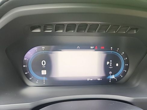Certified 2024 Volvo XC90 B6 Ultimate w/ Lounge Package AWD/4WD image 15