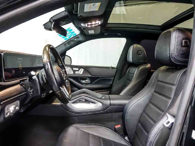Used 2021 Mercedes-Benz GLE 450 4MATIC w/ AMG Line Exterior image 13