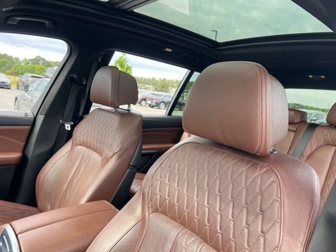 Used 2023 BMW X7 xDrive40i w/ Executive Package AWD/4WD image 15