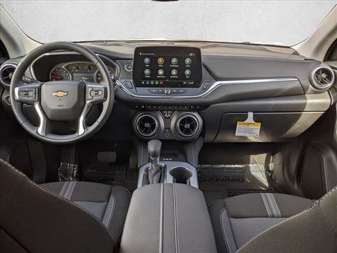 New 2025 Chevrolet Blazer LT w/ Convenience Package image 13