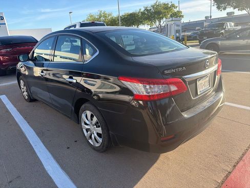 Used 2015 Nissan Sentra S image 11