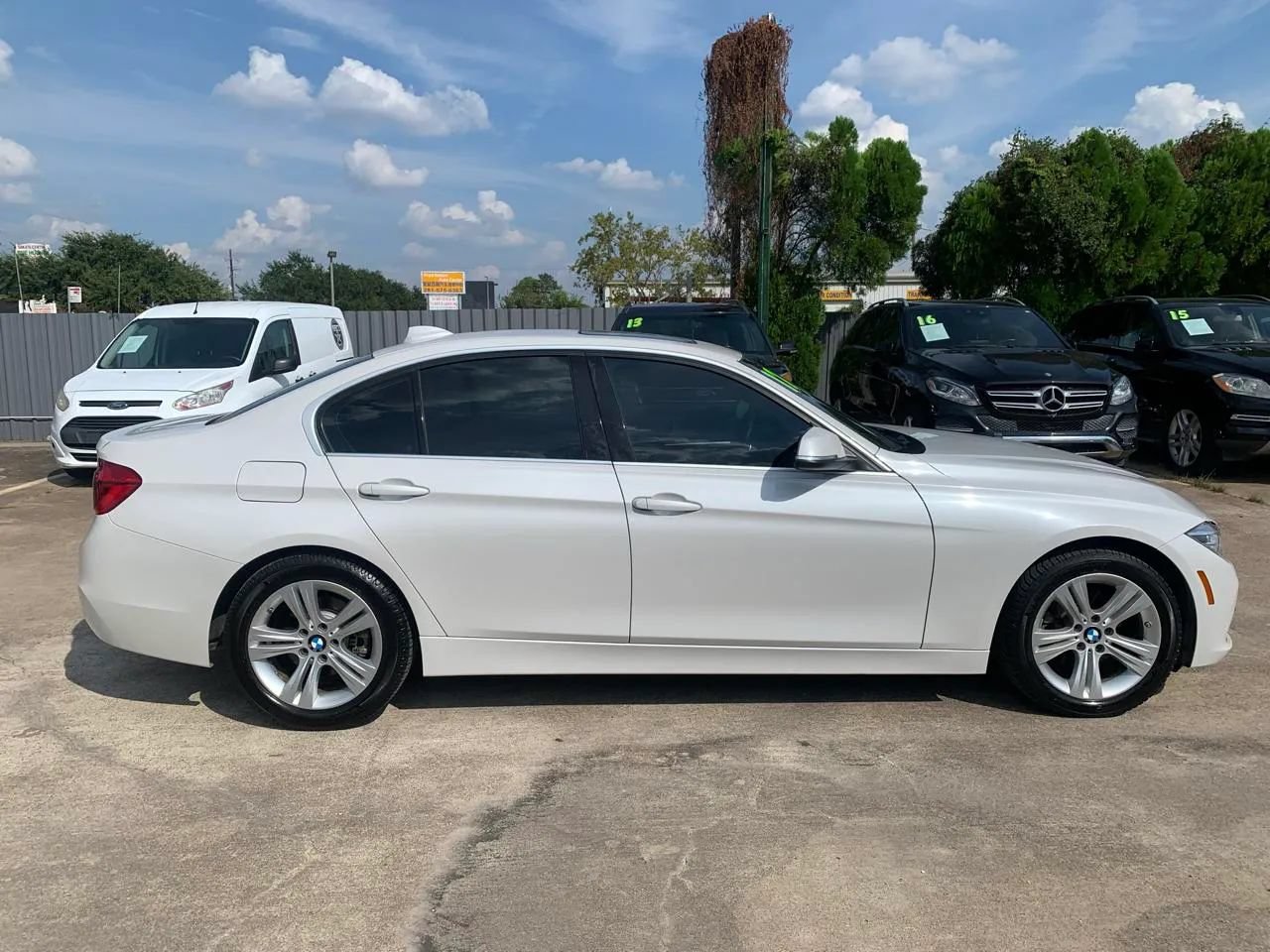 Used 2017 BMW 330i Sedan RWD image 8