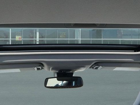 Used 2024 Toyota Camry SE w/ Audio Upgrade Package image 22