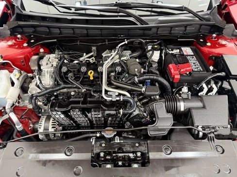 Used 2025 Nissan Altima 2.5 SV image 8