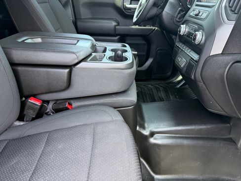 Used 2024 GMC Sierra 1500 Pro w/ Convenience Package image 31