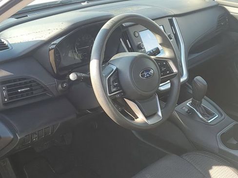 Used 2021 Subaru Outback AWD/4WD image 6