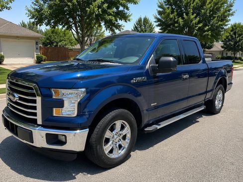 Used 2015 Ford F150 XLT w/ Equipment Group 302A Luxury RWD image 3