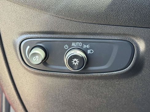 Used 2024 Chevrolet Equinox LT AWD/4WD image 18