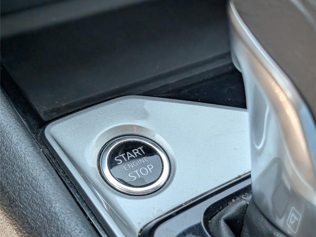 Used 2024 Nissan Altima 2.5 SV FWD image 23