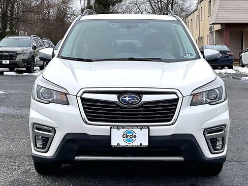Used 2019 Subaru Forester Touring image 3