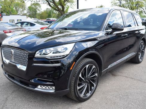 Used 2023 Lincoln Aviator Reserve w/ Equipment Group 201A AWD/4WD image 2