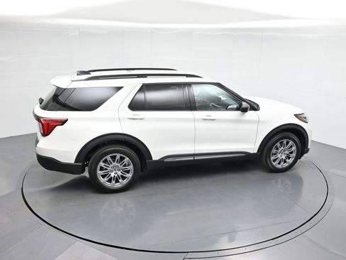 New 2025 Ford Explorer Active w/ Active Comfort Package image 38