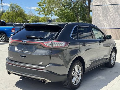 Used 2018 Ford Edge SEL w/ Equipment Group 201A AWD/4WD image 9