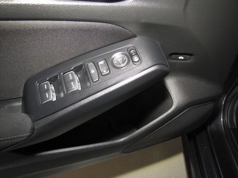 Certified 2024 Honda Civic EX image 12