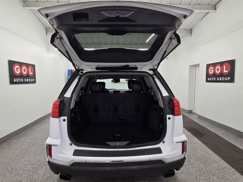 Used 2016 GMC Terrain SLT AWD/4WD image 26