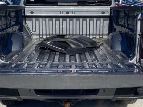 Used 2020 Chevrolet Colorado LT w/ Safety Package image 22